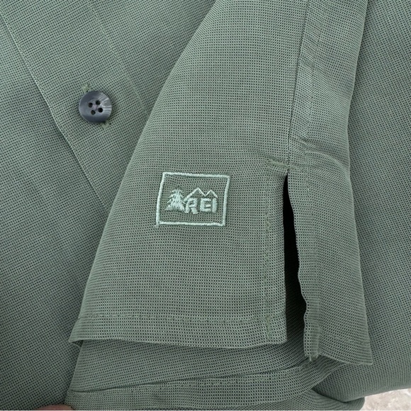 2 - REI Shirt BUNDLE - Sz L - Picture 10 of 11
